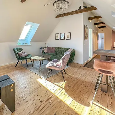 2 Bedroom Cozy In Apartamento *