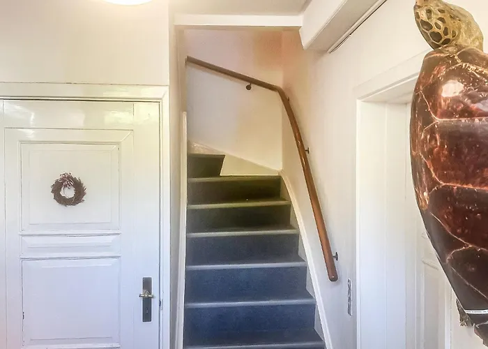 2 Bedroom Cozy In